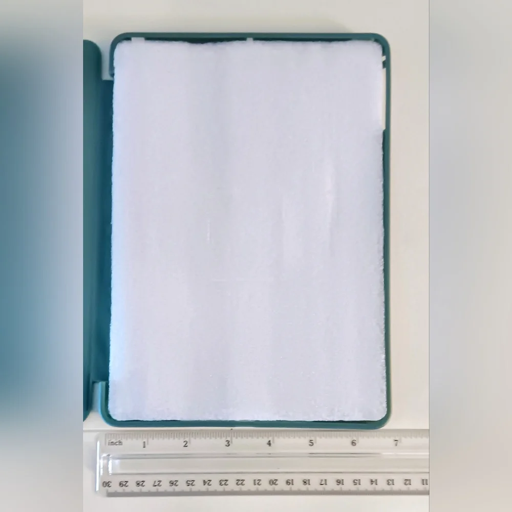 iPad Case 9.7-inch 5th Gen/6th Brand New Sealed Sleep/Wake Cover Dark Green